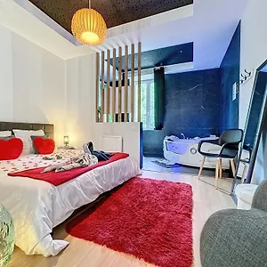  Appartement Loft Romantique Avec Jacuzzi